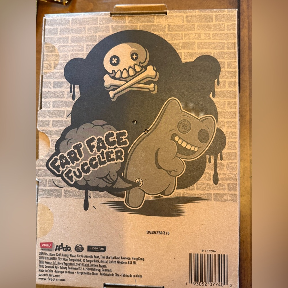 Fuggler zuru Fart Face 9” Black Munch funny ugly monster Stuffed Plush BRAND NIB - Picture 4 of 5